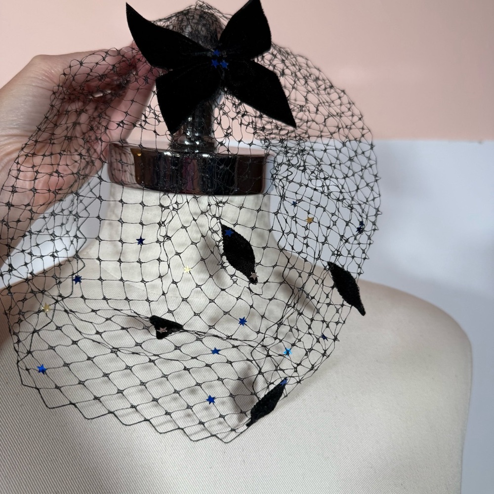 Vintage 1940’s Retro Art deco Black Netting Velvet bow Cage Fascinator Hat